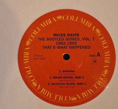 The studio album has the old Columbia Records label.