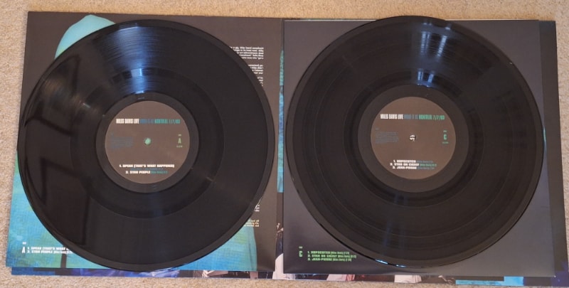 The concert LPs are pressed on black vinyl.