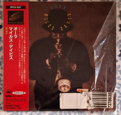 The original 1997 release had a red OBI strip and small cardboard replica of the LP version.