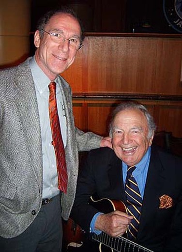 Robert-Benedetto-and-Bucky-Pizzarelli-Photo-by-Cindy-Benedetto-Courtesy-Benedetto%20Guitars